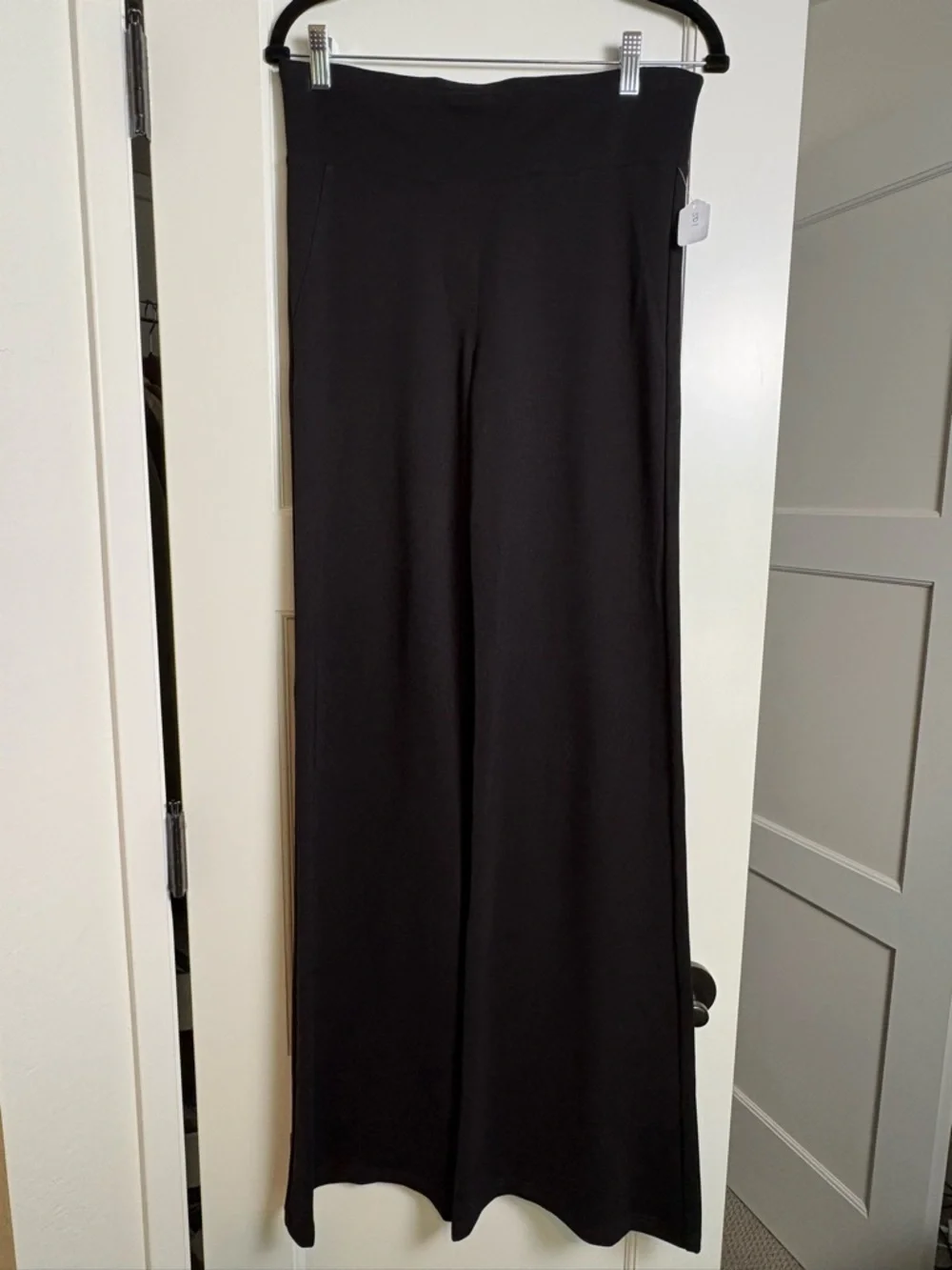 Betabrand | Pull On Wide Leg Flare Black Yoga Pants (M/Long)